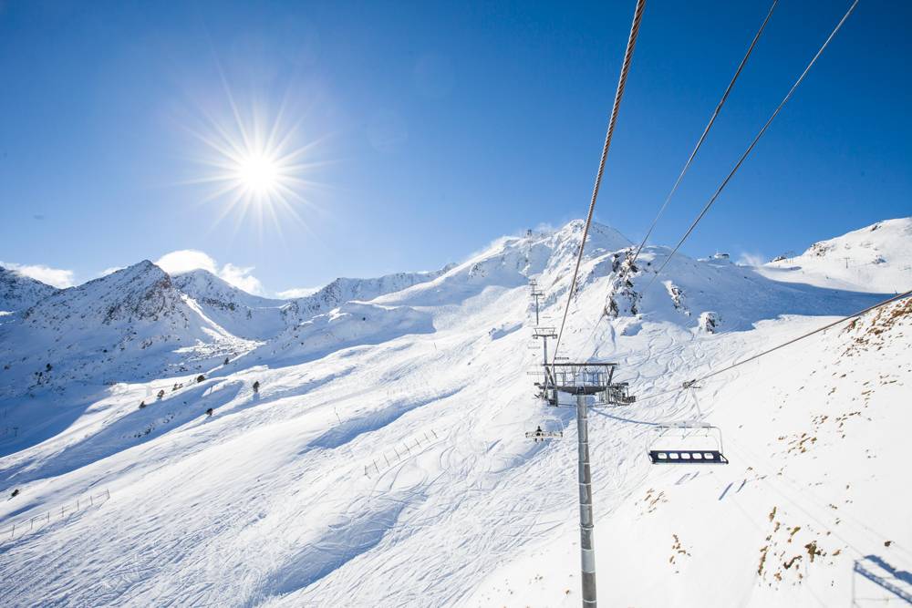 1000x667-grandvalira-5.jpg